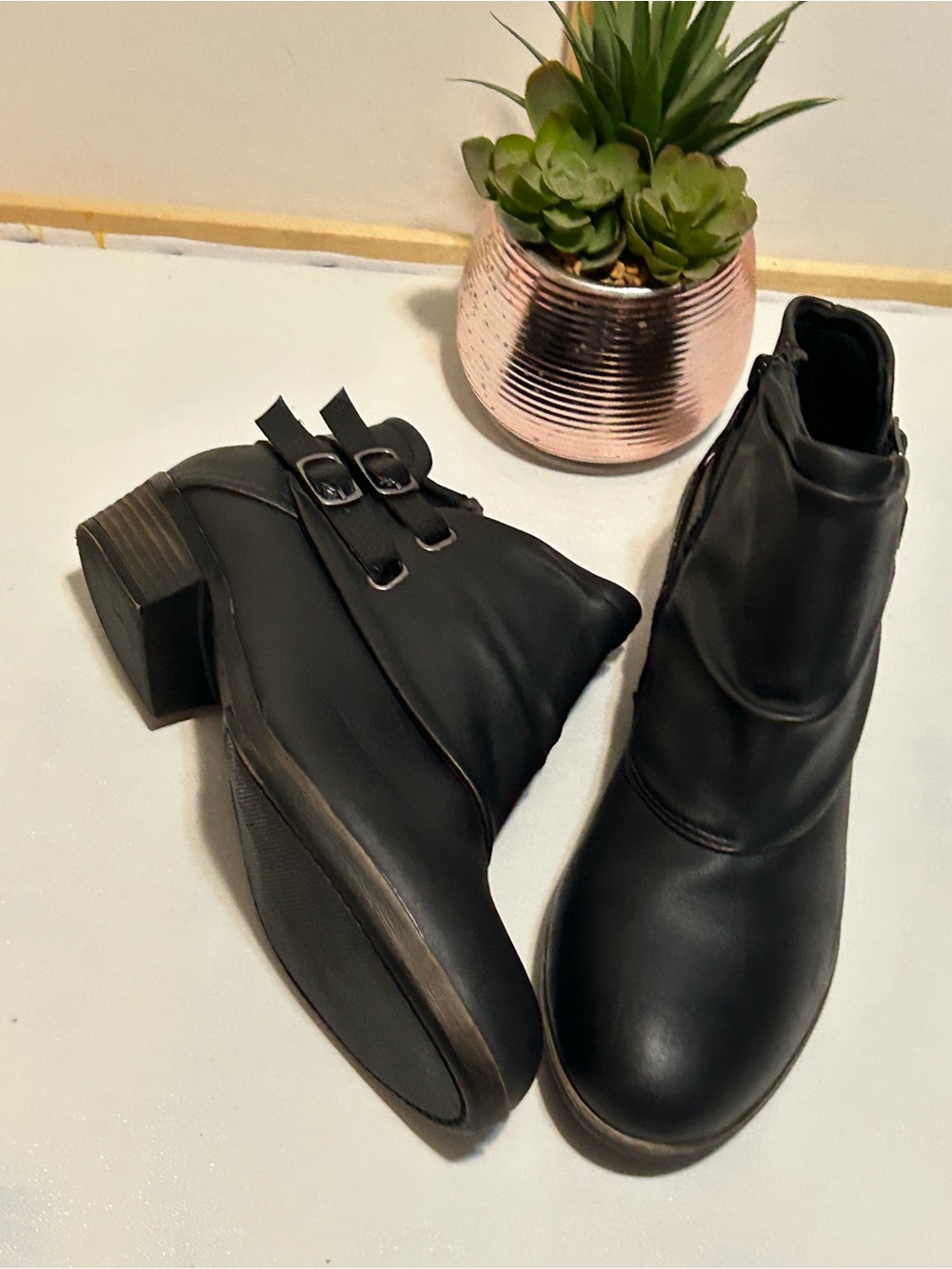 Black Women's Buckle Ankle Boots - Stylish Everyday Comfort